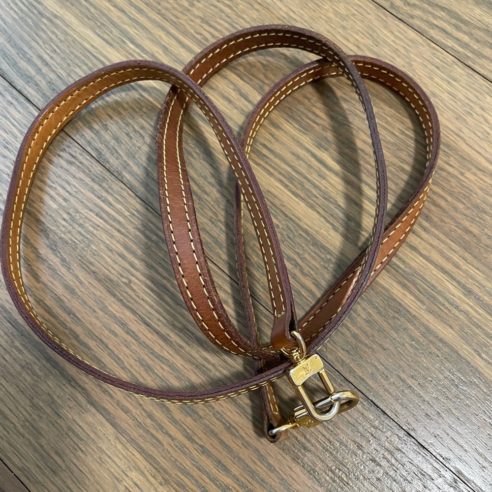 Louis Vuitton cross body strap *ONLY*